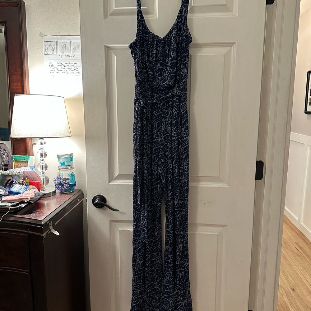 Market & Spruce Navy Patterned Jumpsuit